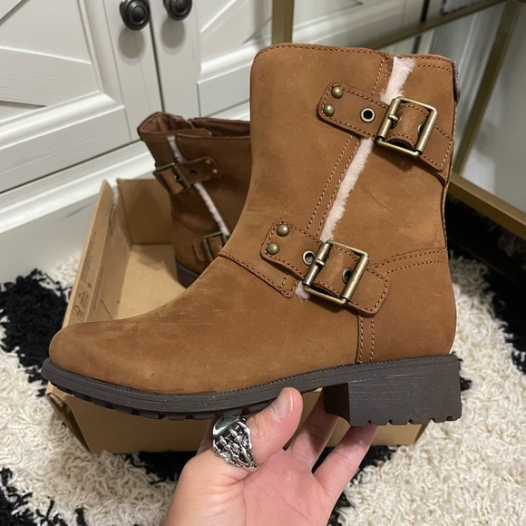 NIB Women’s Size 5 ( European Size 36) UGG W Niels III Combat Boots In Chestnut - Picture 4 of 13